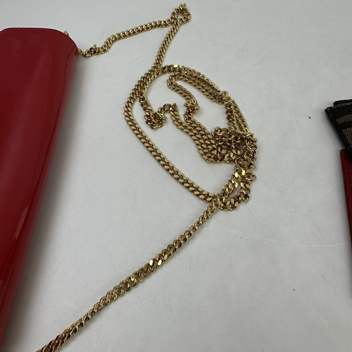 Fendi Wallet on Chain "F is Fendi" in Vernice Rossa con Pochette – 21,5 cm - Etoilux