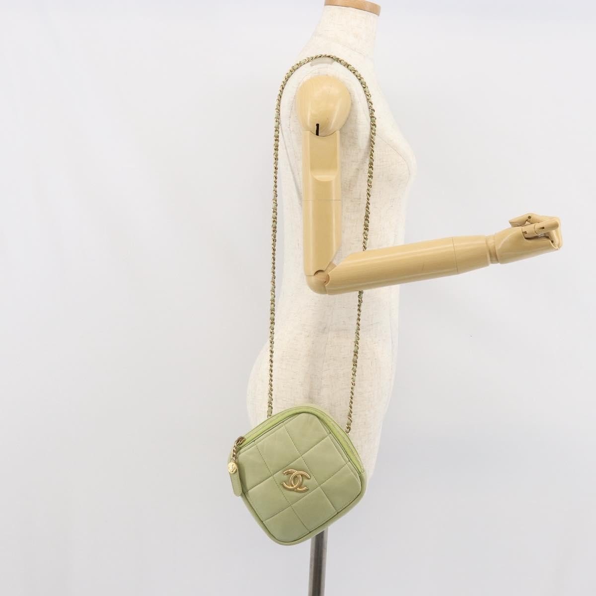 Chanel Diamond Mini Bag Pelle di Agnello Verde Menta – 18 cm - Etoilux