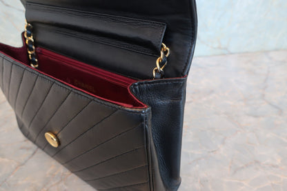 Chanel Ultimate Stitch Wallet on Chain - Etoilux