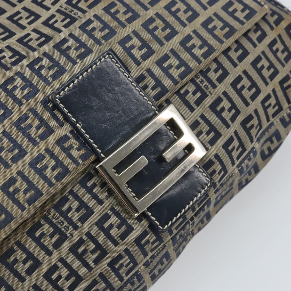 Fendi Mamma Baguette Zucchino Canvas Navy – 28 cm - Etoilux
