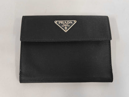 Prada Envelope con tracolla in nylon