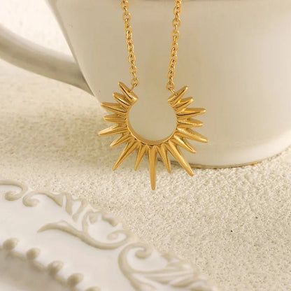 BEHI SUN STAR NECKLACE - Etoilux