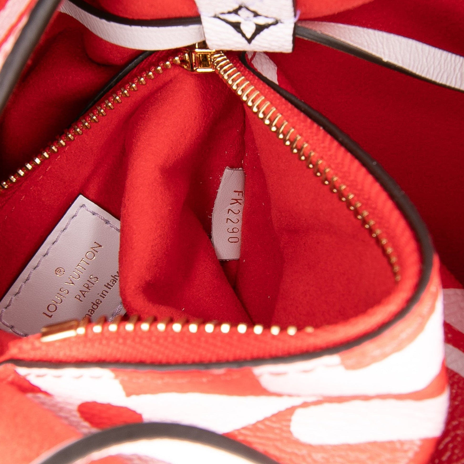 Louis Vuitton NeoNoé MM Crafty – Monogram Giant Canvas - Etoilux