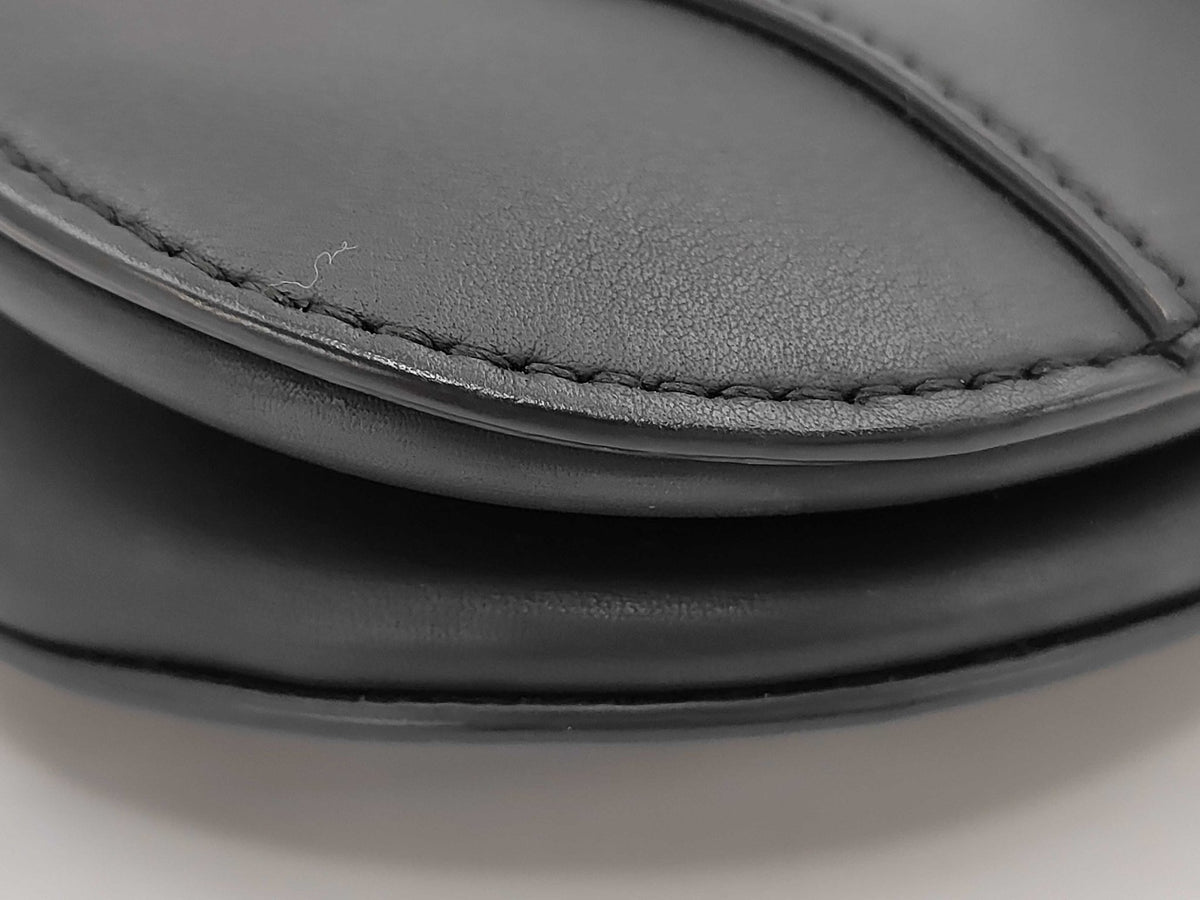 Dior Mini Saddle Ultramatte in Pelle di Vitello Nera con Tracolla Christian Dior – 19,5 cm - Etoilux