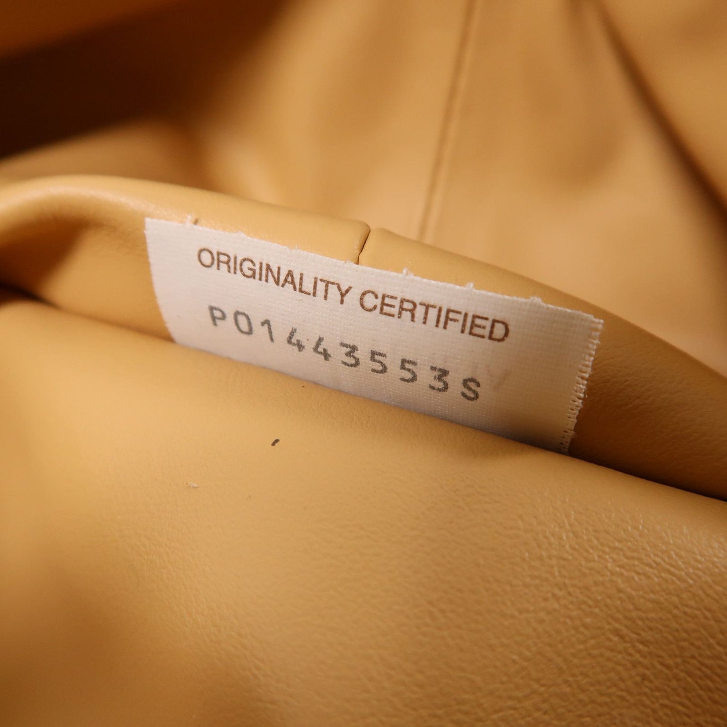Bottega Veneta Double Knot Mini Nappa Agnello Beige – 26 cm - Etoilux