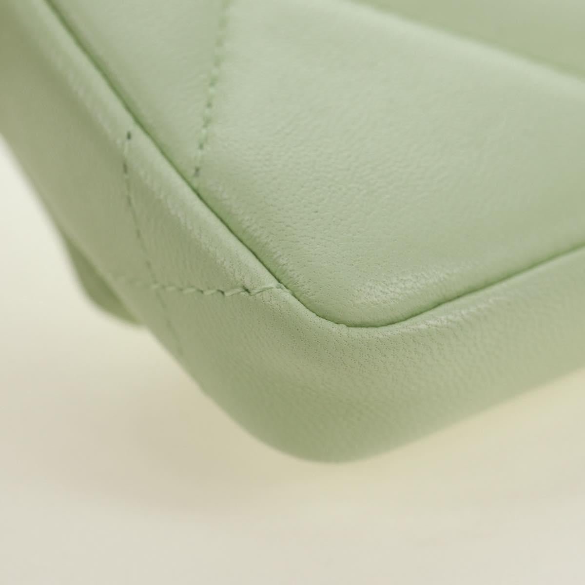 Chanel 19 Portamonete con Patta e Catena Pelle Agnello Verde Menta 2021 – 10 cm - Etoilux