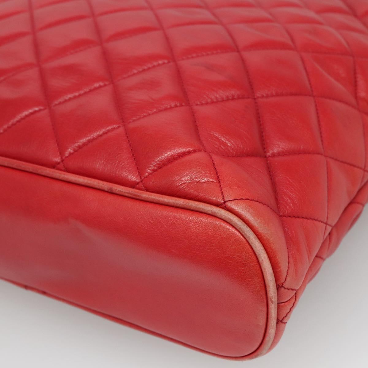 Chanel Vintage Tote Matelassé Agnello Rosso CC Charm Gold – Inizio Anni '80 yd36p7fozl - Etoilux