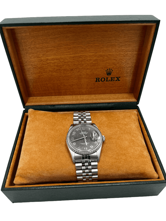 Rolex Datejust ref.68274 dotazione originale — scatola verde, booklet e manuale
Immagine