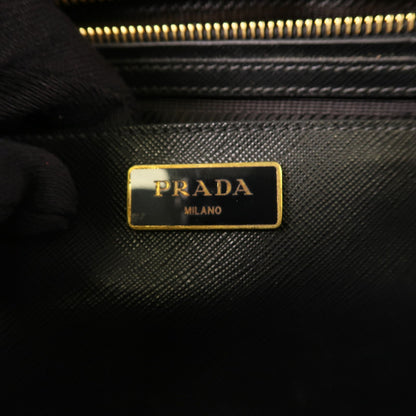 Prada Galleria Medium in Saffiano Nero con finiture dorate - Etoilux