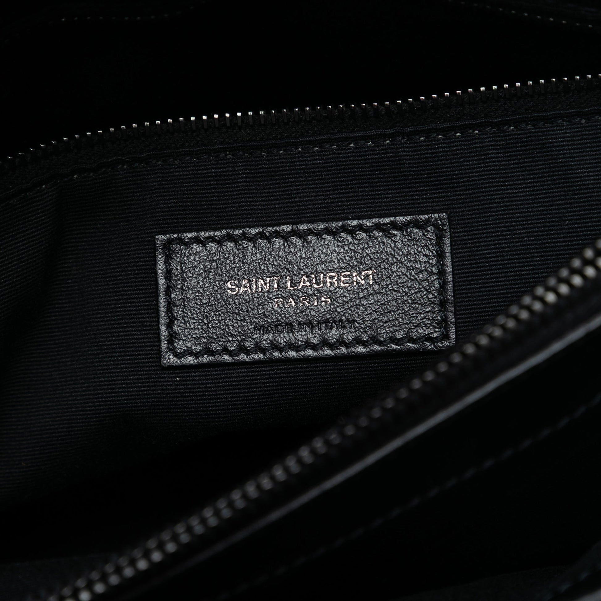 Saint Laurent LouLou Medium monocromatica in pelle matelassé nera - Etoilux