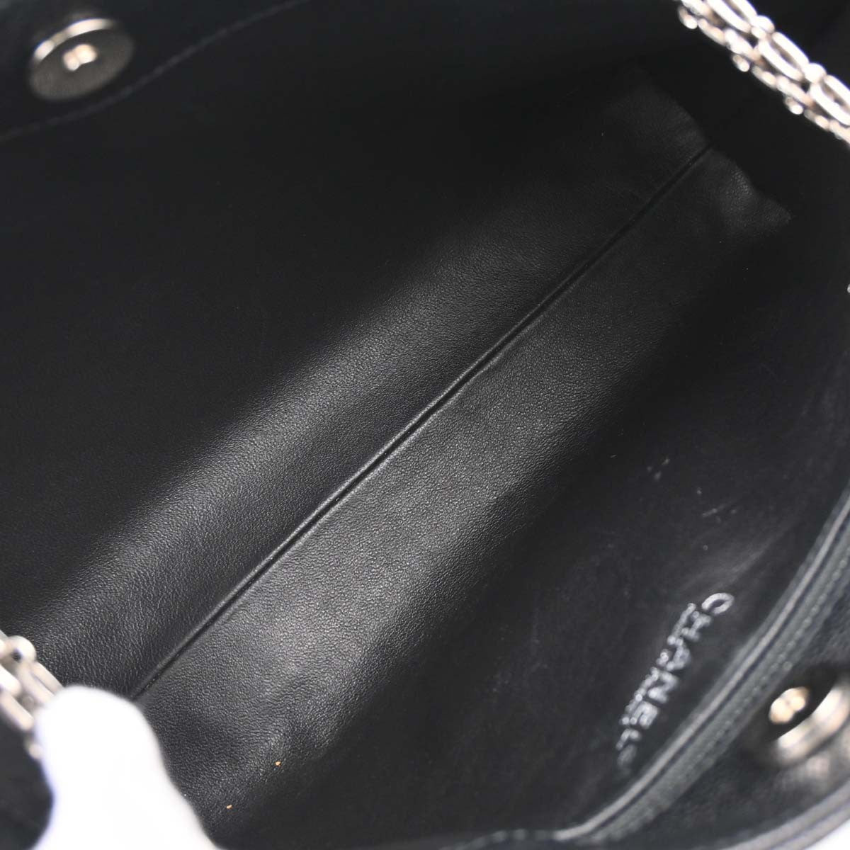 Chanel Mademoiselle Chain Shopping Bag Caviar Nero Hardware Argento – 28 cm - Etoilux