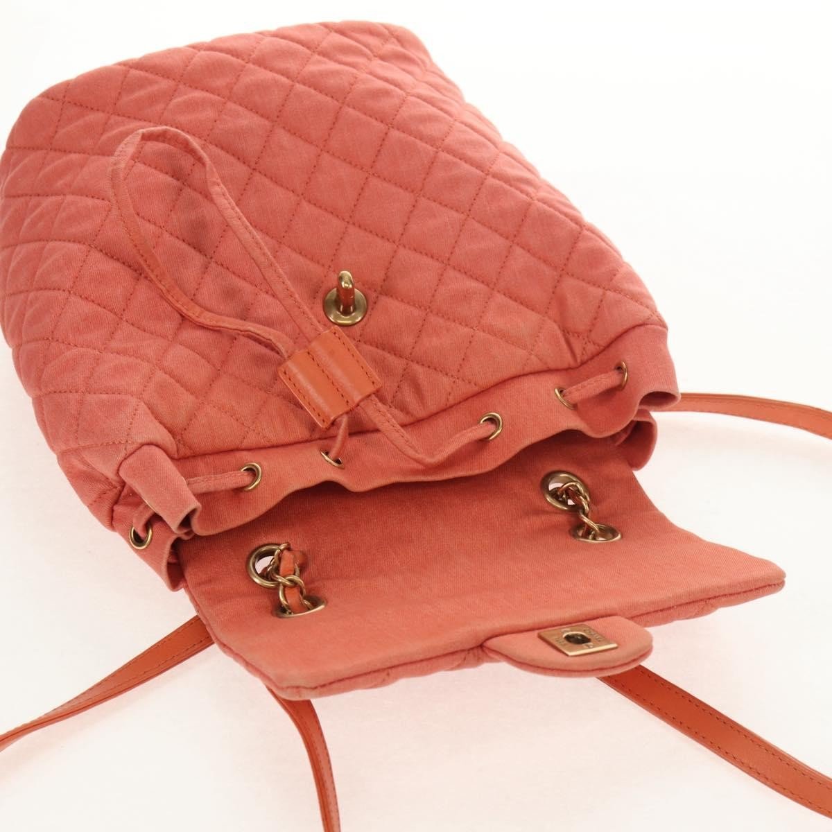 Chanel Zaino Denim Trapuntato Corallo Hardware Dorato – 20 cm - Etoilux