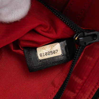 Chanel – Custodia da Viaggio in Nylon Nero (2000–2002) - Etoilux