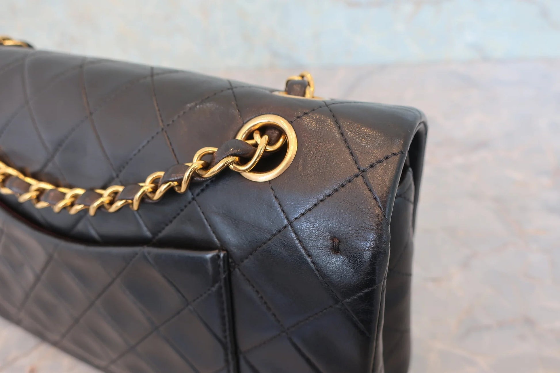 Chanel Classic Double Flap Medium Agnello Nero Hardware Oro – 25 cm - Etoilux