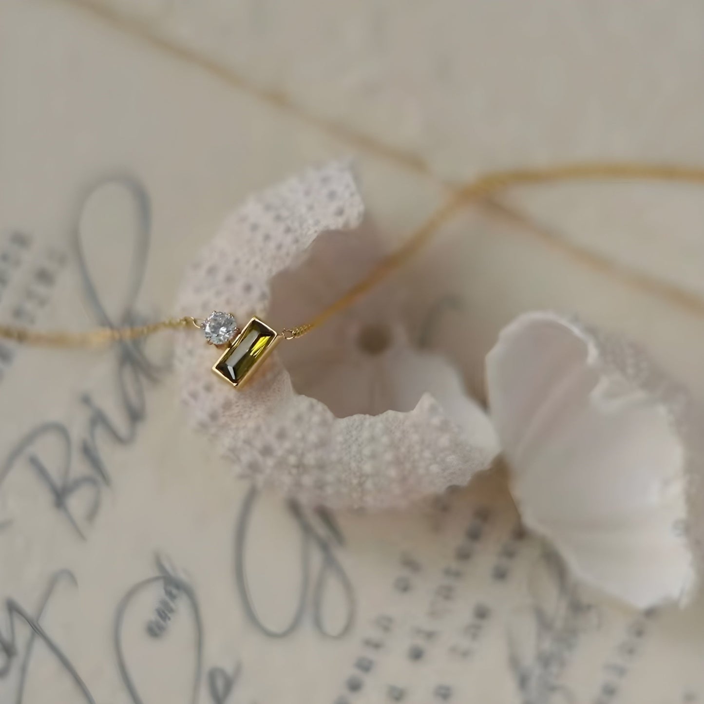 BEHI ILONA NECKLACE - Etoilux