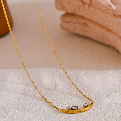 BEHI RABIYA NECKLACE - Etoilux