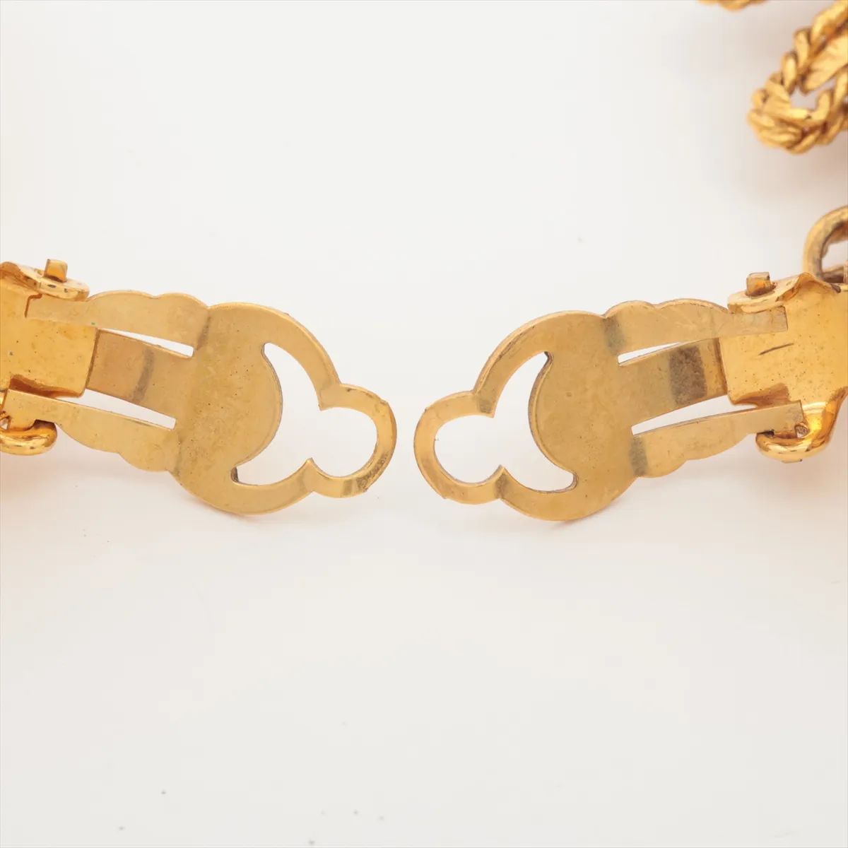 Chanel Orecchini Vintage Soleil CC Clip Metallo Dorato — Collezione 94A, 1994 - Etoilux