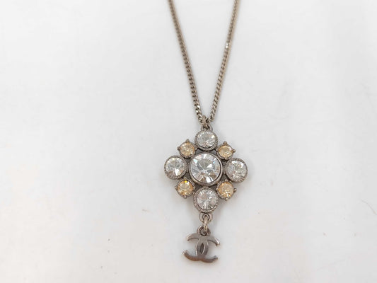 Chanel Collana Pendente Cristalli CC Argento | Pre-owned Nuova | Etoilux