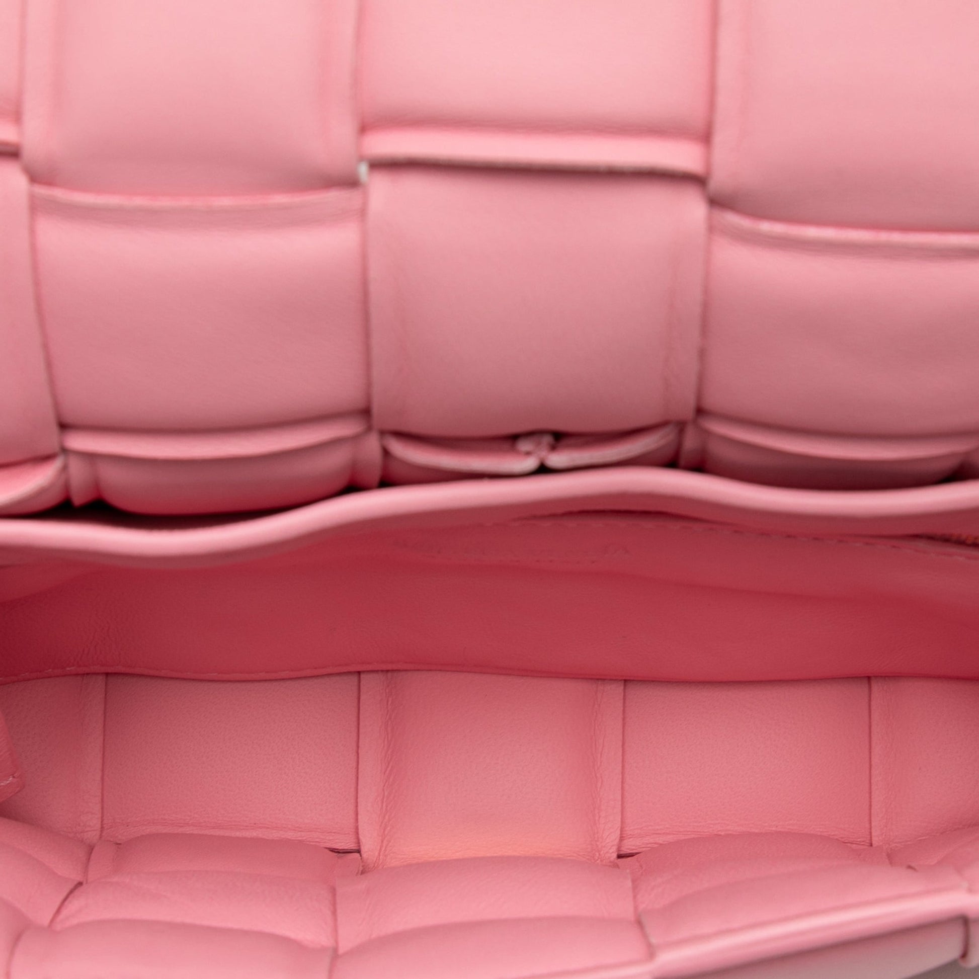 Bottega Veneta Padded Cassette Small Pelle Nappa Rosa – 18 cm - Etoilux