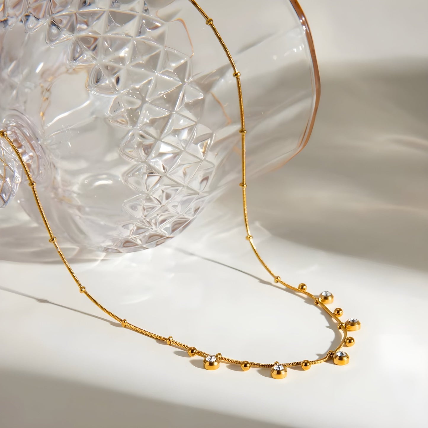 BEHI VERA NECKLACE - Etoilux