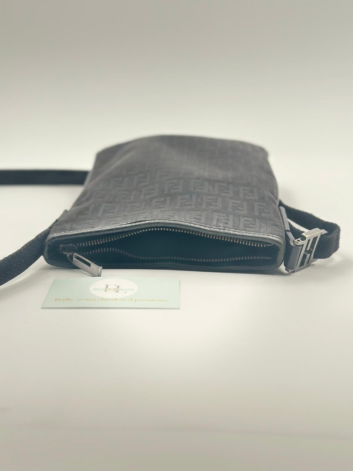 Borsa a Tracolla Fendi Zucca Nera Vintage –RPV017402025 - Etoilux
