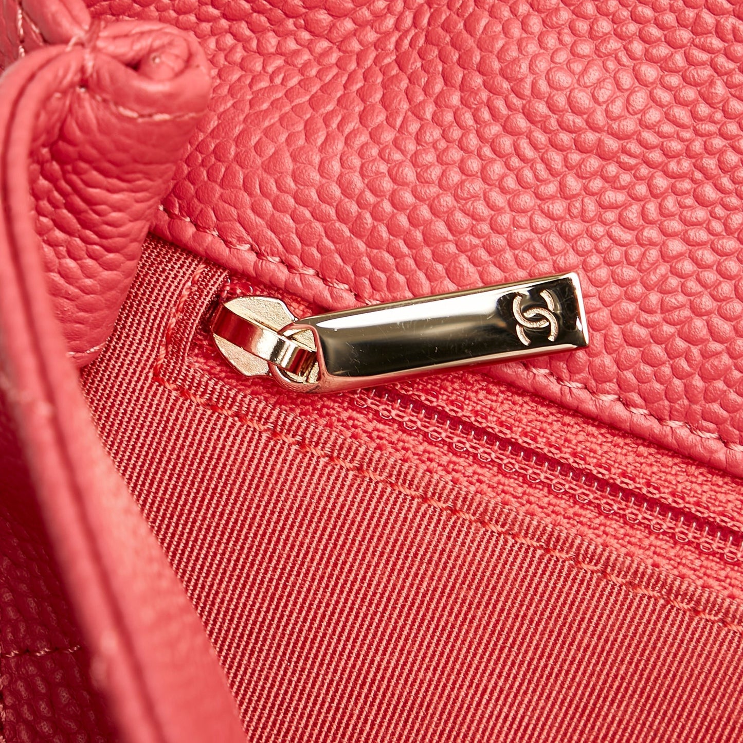 Chanel Small Flap Bag Caviar Rosa Hardware Gold 2019 – 20 cm (manico + tracolla) - Etoilux