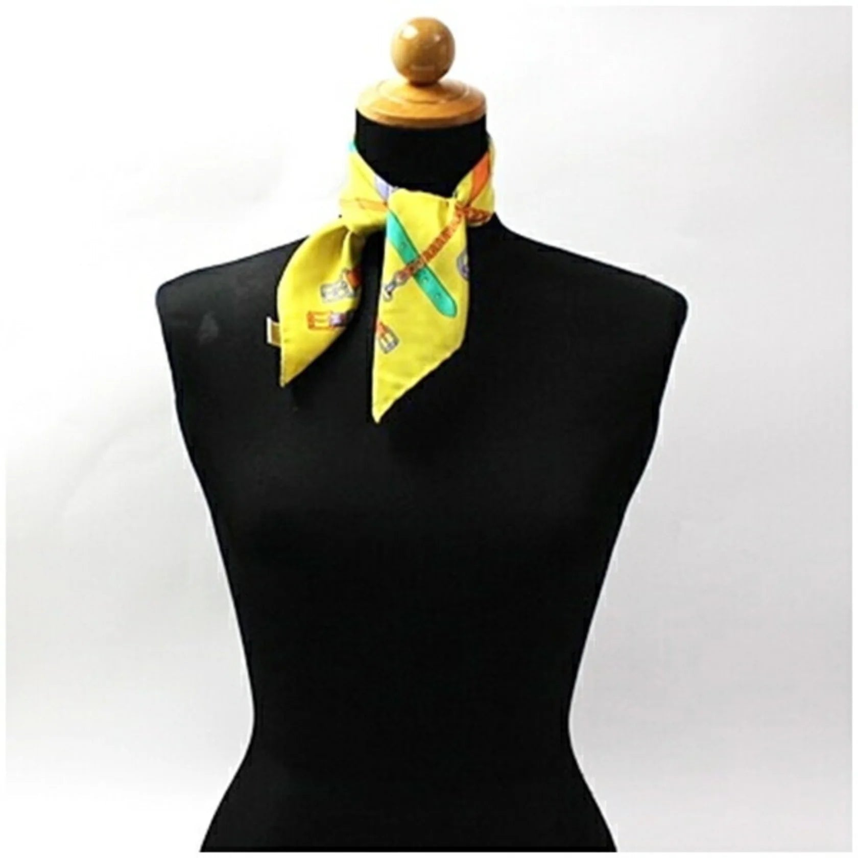 Gucci – Mini Sciarpa in Seta con Motivo Cinture – Giallo - Etoilux