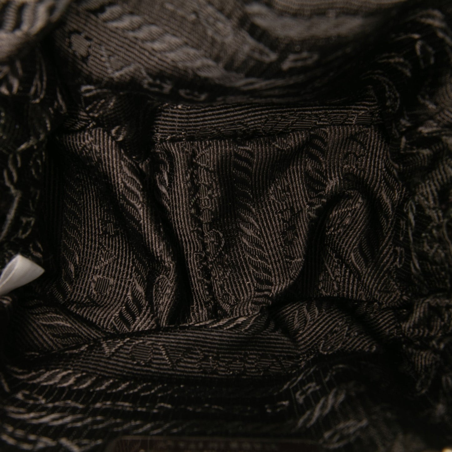 Prada – Mini Ciondolo per Borsa in Saffiano Metallizzato - Etoilux