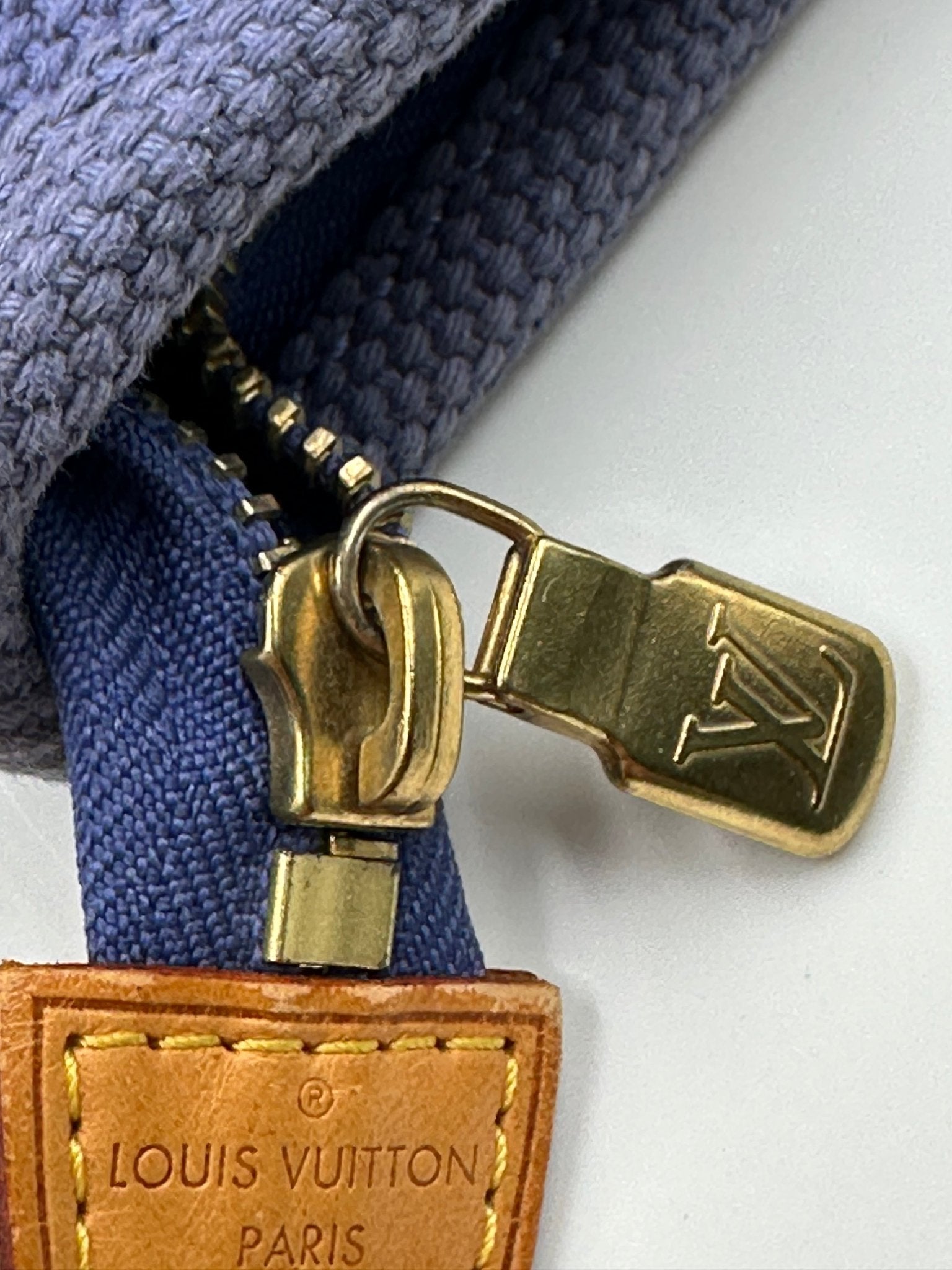Louis Vuitton Antigua Cabas MM Canvas Blu Lavanda 2016 — 47 cm - Etoilux