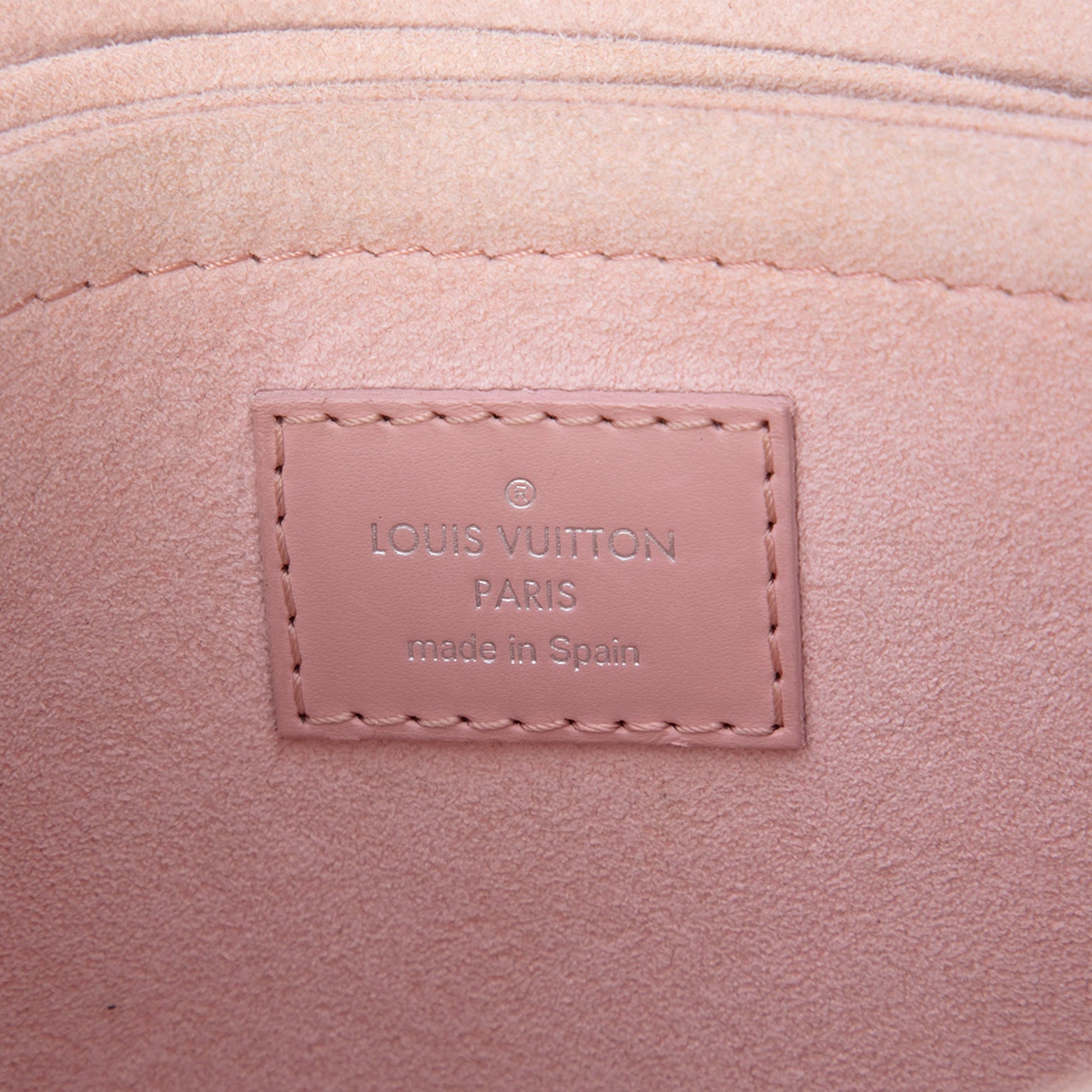 Louis Vuitton Saint Michel Monogram Epi Rosa Cipria Hardware Argentato – 2018 - Etoilux