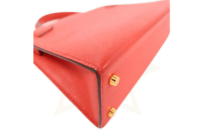 Hermès Kelly Mini II – Rouge de Coeur in pelle Epsom con finiture dorate - Etoilux