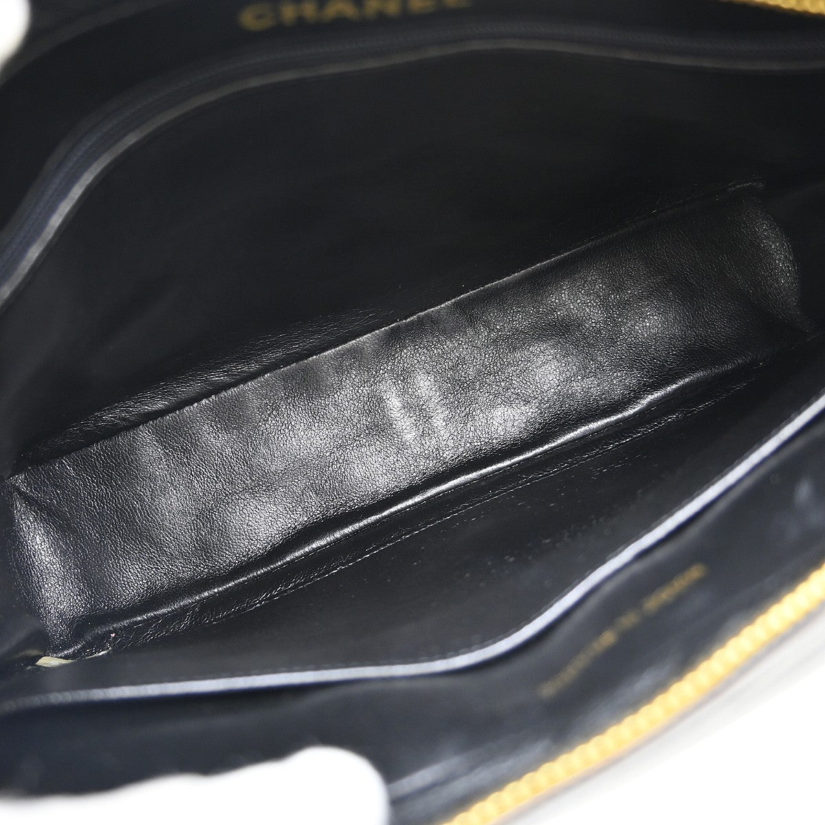 Chanel Vintage Flap a Spalla – Agnello Trapuntato Nero · 27 cm - Etoilux