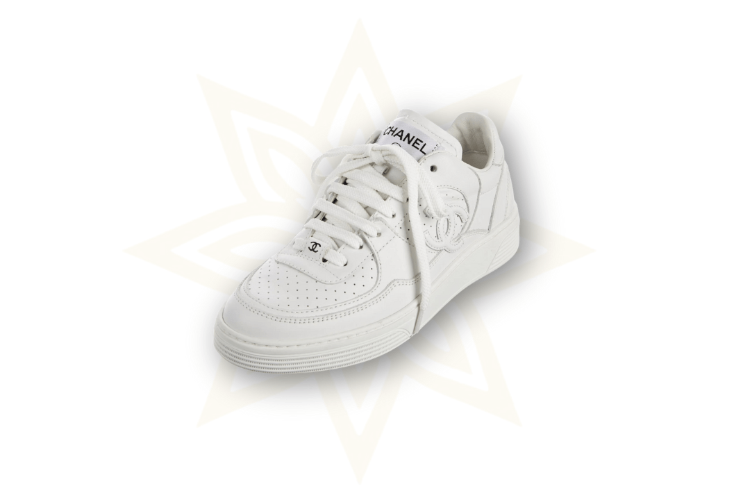 Chanel Sneakers in pelle bianca – Logo CC - Etoilux