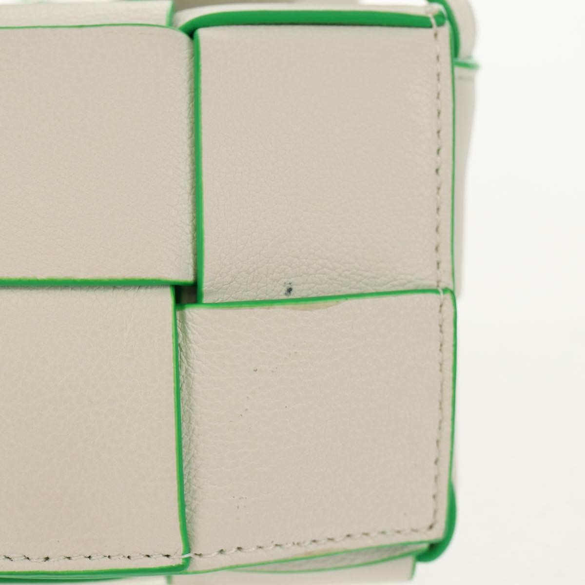 Bottega Veneta Cassette Mini Maxi Intrecciato Bianco/Verde – 12 cm - Etoilux