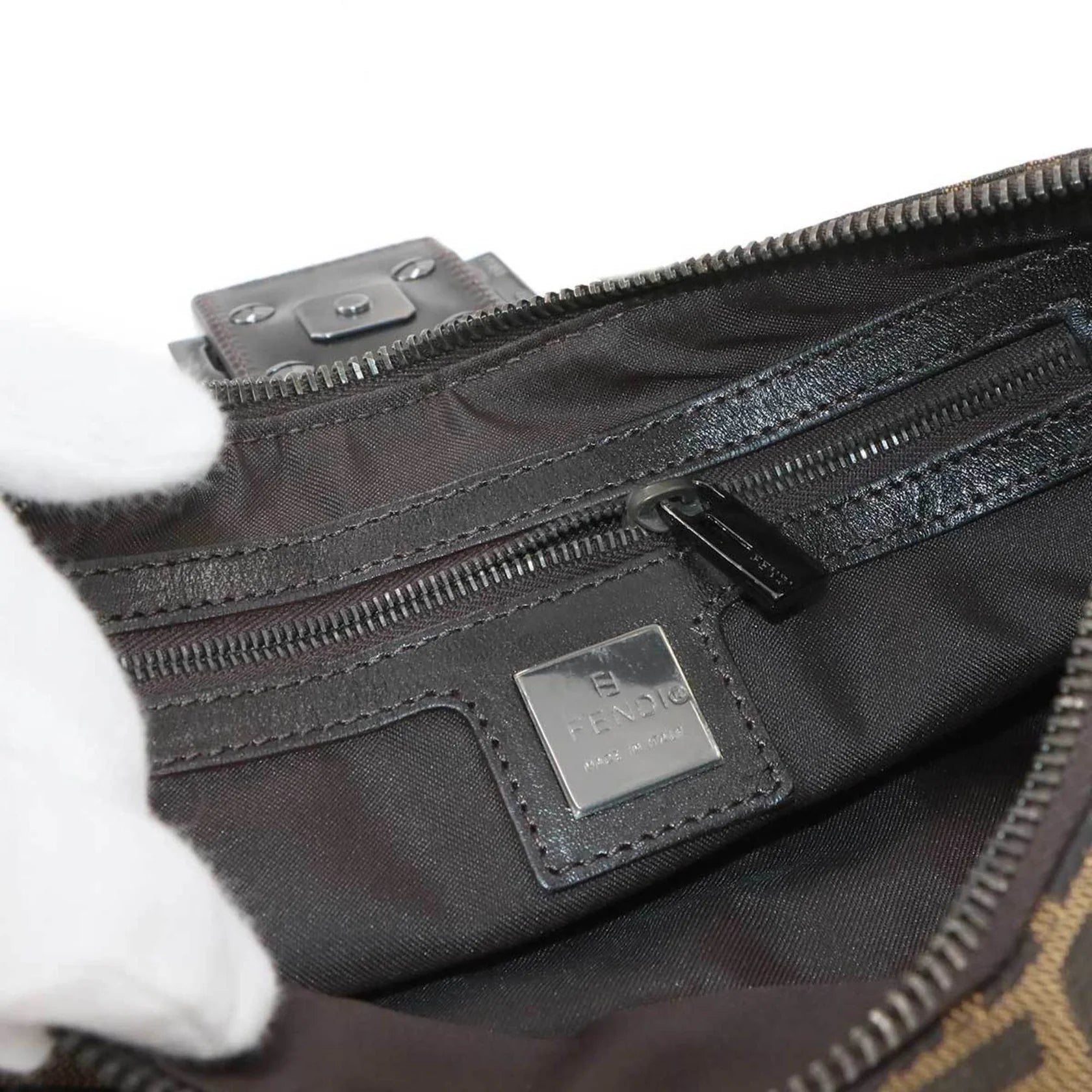 Fendi FENDI Zucca Mamma Baguette Borsa a tracolla in tela e pelle marrone 8BR034 Hardware argento - Etoilux