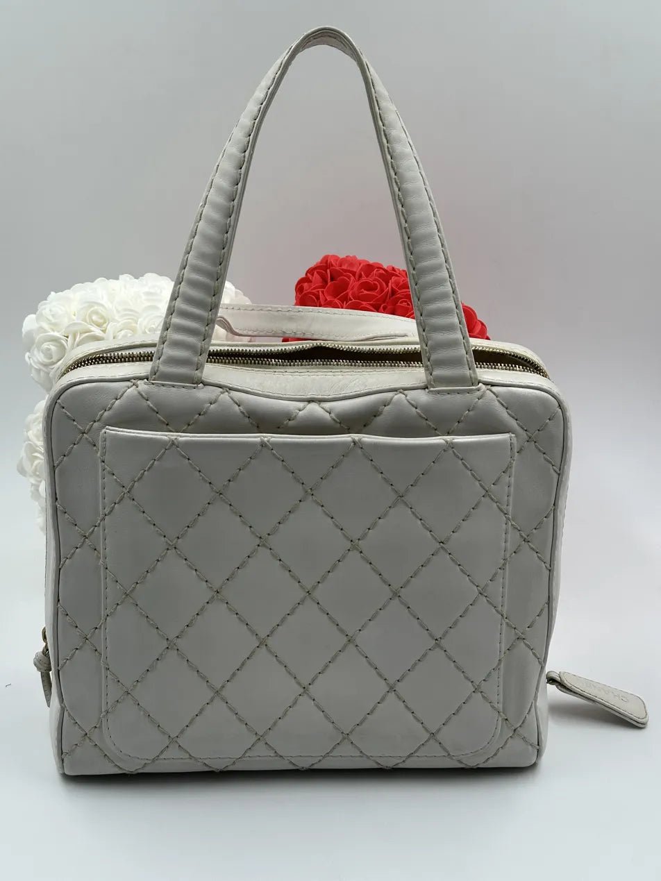 Chanel Wild Stitch Tote Pelle Agnello Off - White — Serie 6 - Etoilux