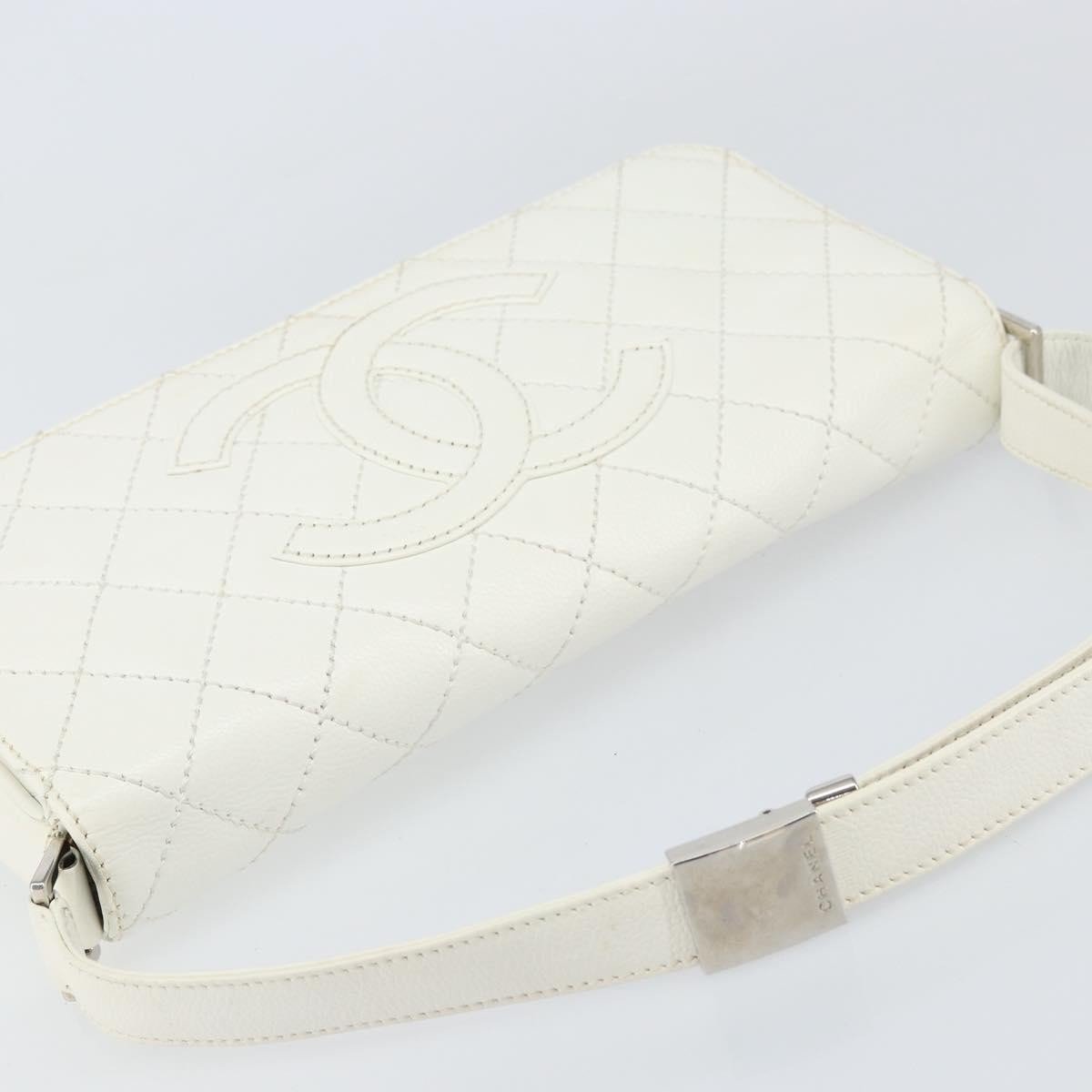 Chanel Timeless CC Shoulder Bag Pelle di Vitello Trapuntata Bianca – 29 cm - Etoilux