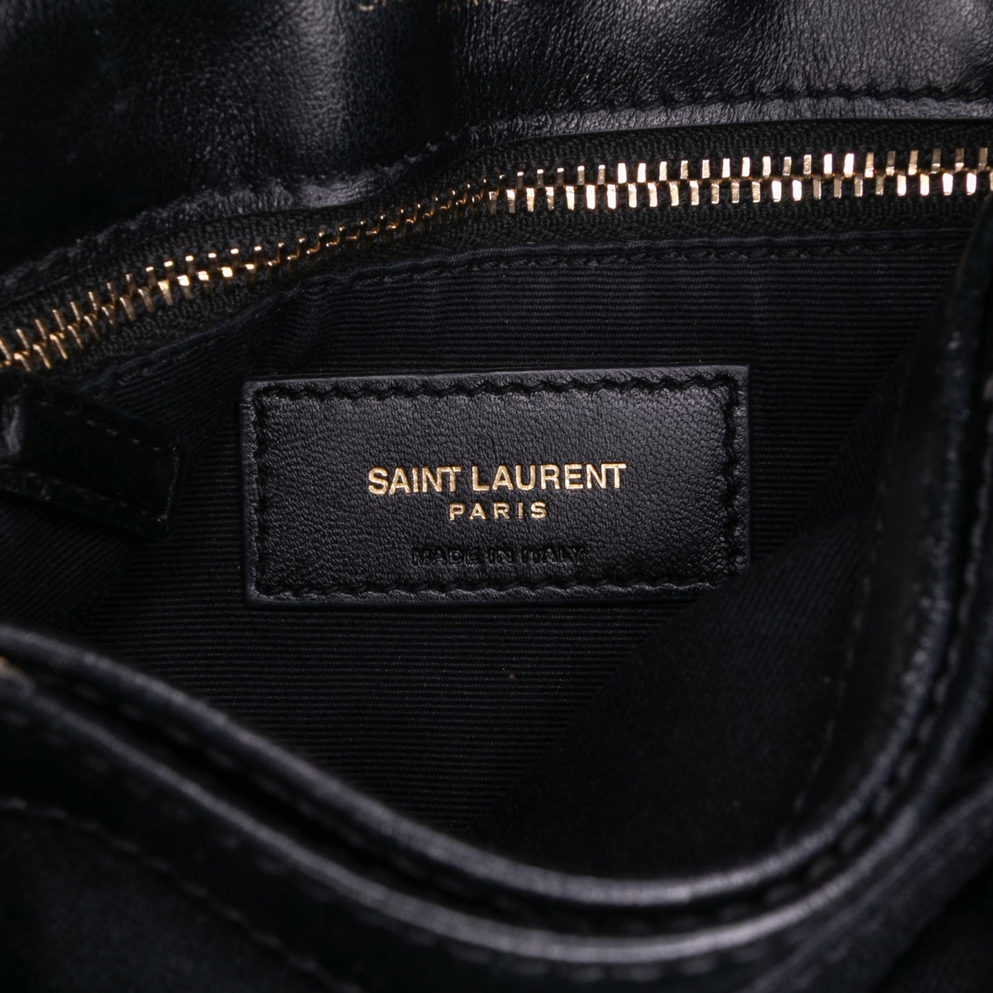 Saint Laurent – LouLou Toy in Pelle Matelassé Nera – 2019 - Etoilux