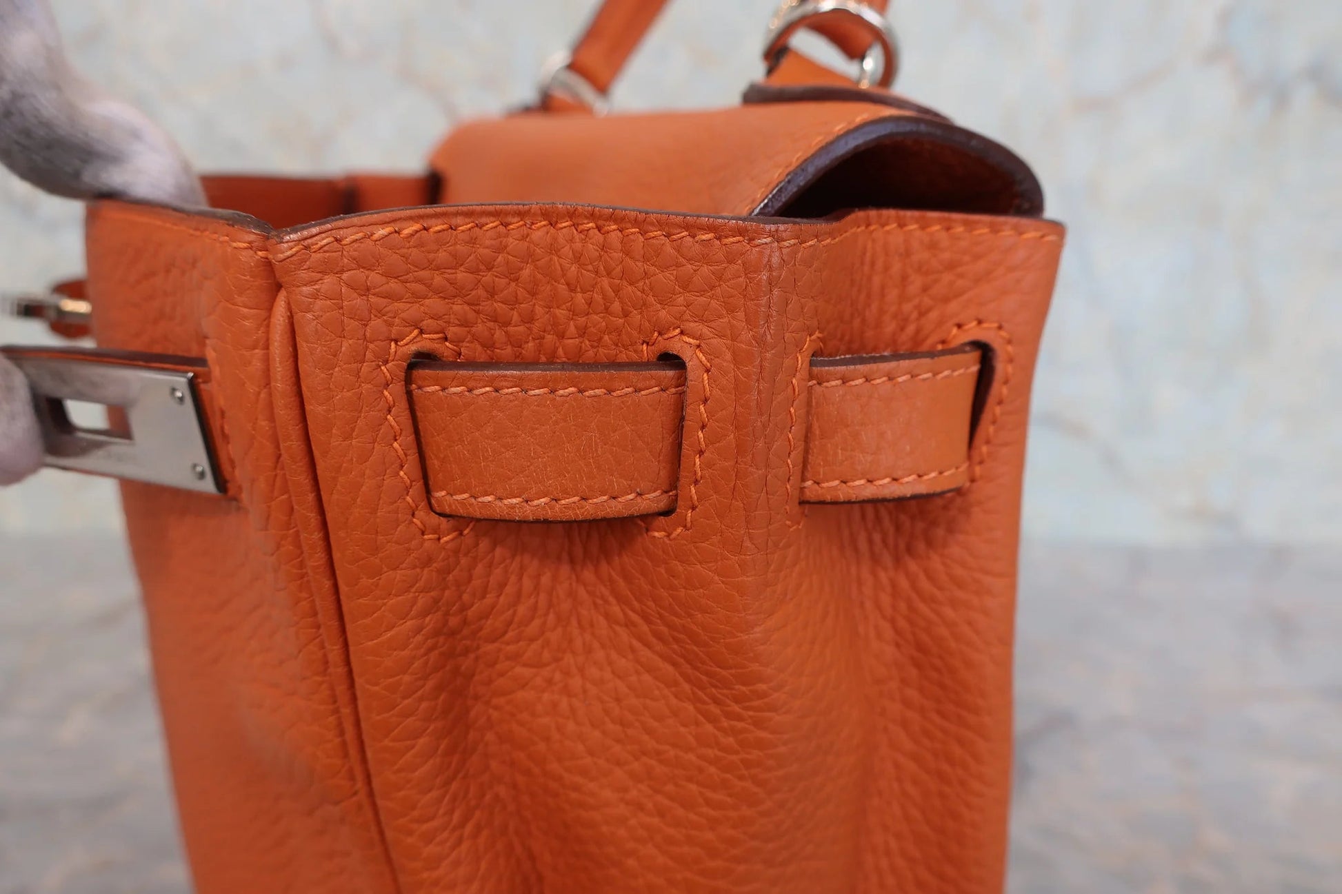 Hermès Kelly 28 Retourné Togo Orange Hardware Palladio 2004 - Etoilux