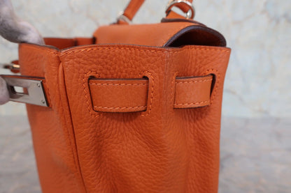 Hermès Kelly 28 Retourné Togo Orange Hardware Palladio 2004 - Etoilux