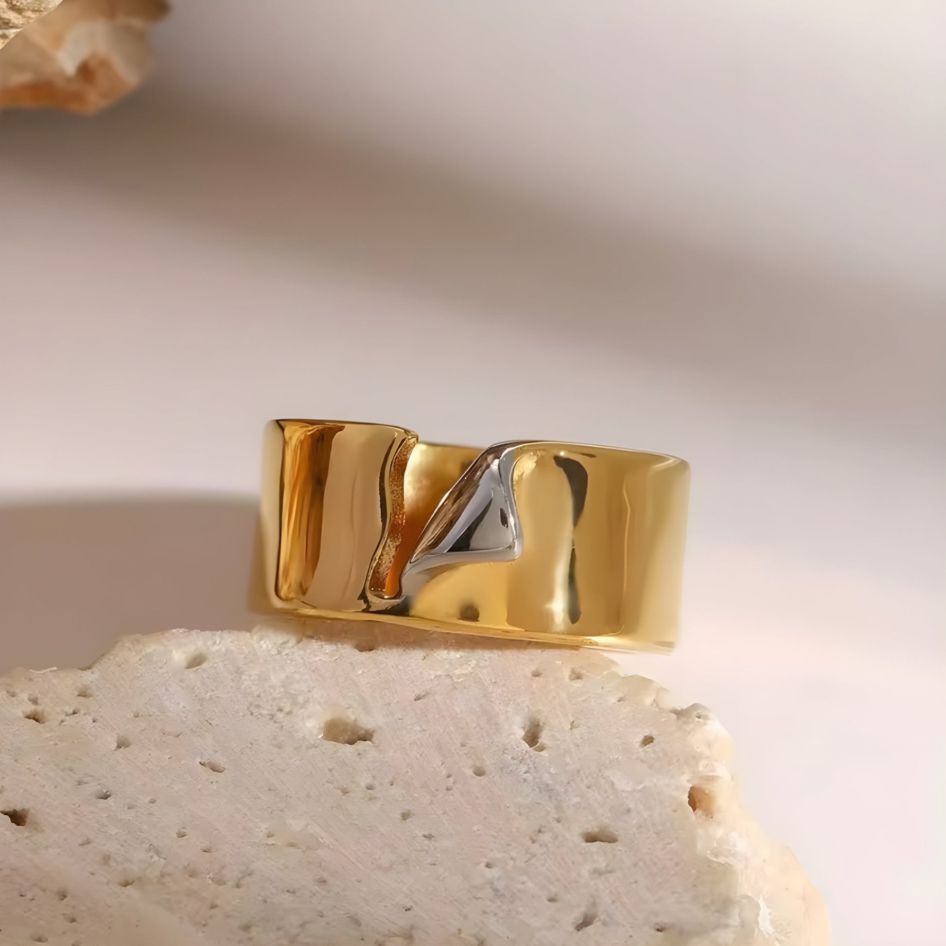BEHI CHARLOTTE RING - Etoilux