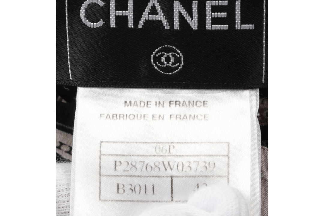 CHANEL – Gonna plissettata in pura seta con stampa aeronautica (Collezione 06P) Taglia: 42 IT Made in France - Etoilux