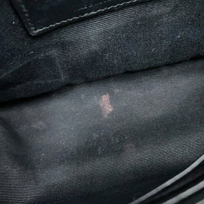 Saint Laurent Borsa a tracolla con catena Saint Laurent Niki in pelle SAINT LAURENT PARIS Nero - Etoilux