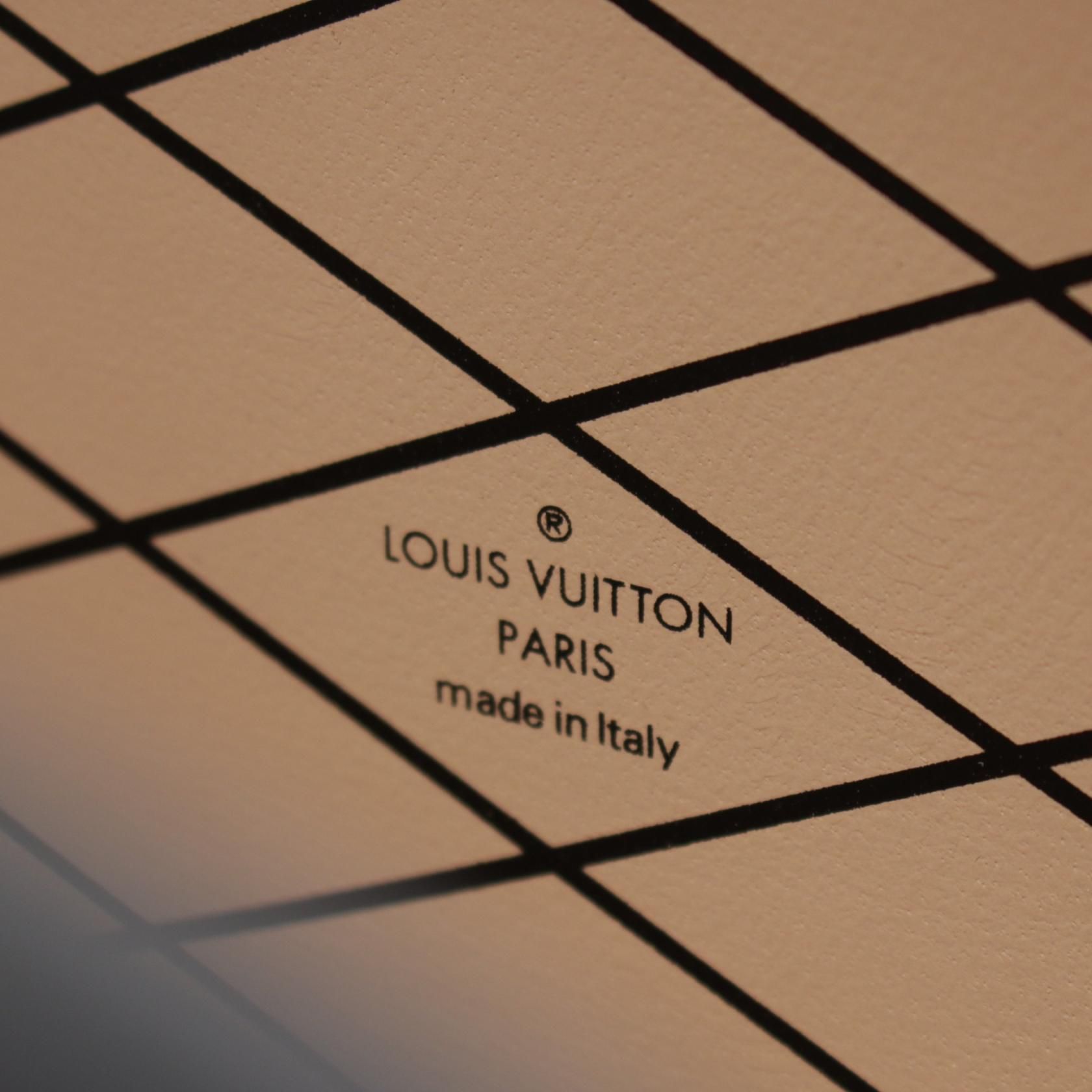 Louis Vuitton Petite Boite Chapeau Leather Galaxy Print 2019 – 15,5 cm - Etoilux