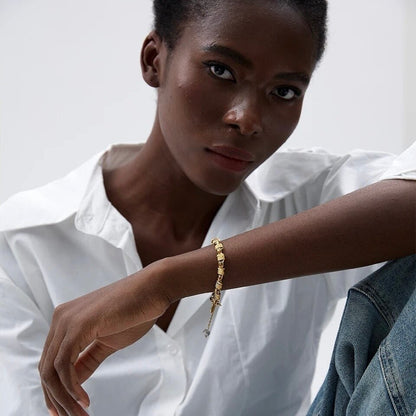 BEHI SWAN BRACELET - Etoilux