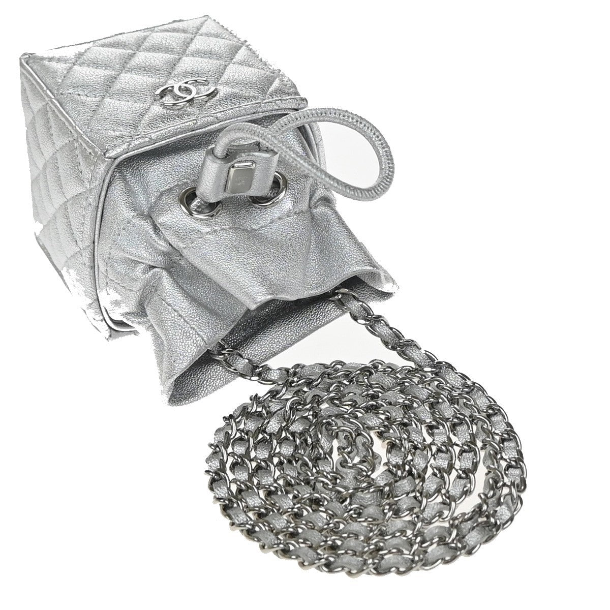 Chanel Mini Bucket Bag Pelle Vitello Trapuntata Argento Metallizzato – 6 cm - Etoilux