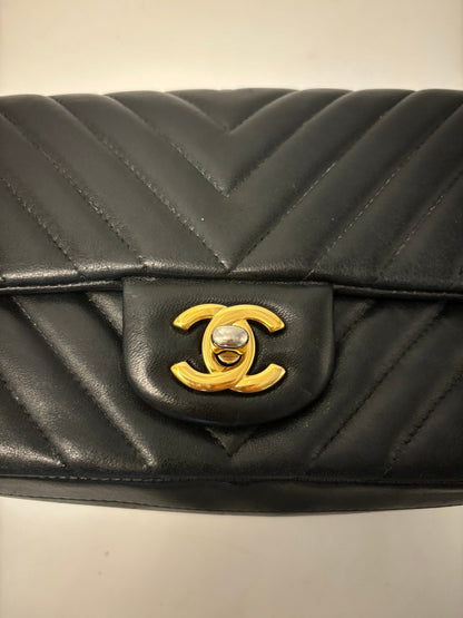 Chanel Mini Flap vintage Chevron - Etoilux