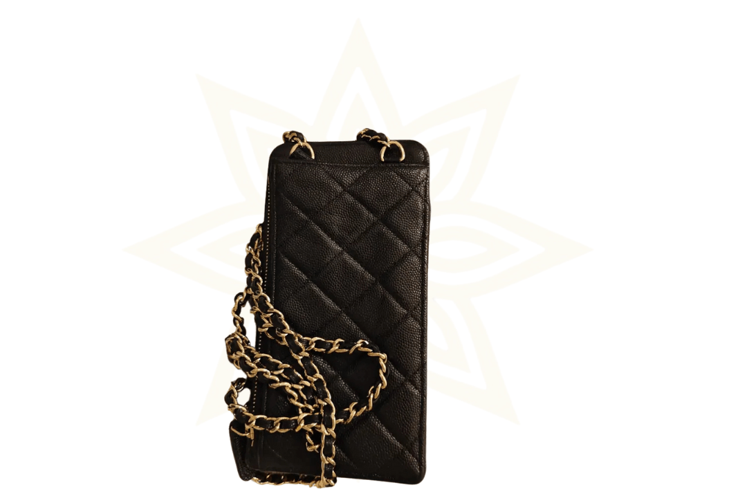 Chanel Mini Pouch in pelle Caviar nera - Etoilux