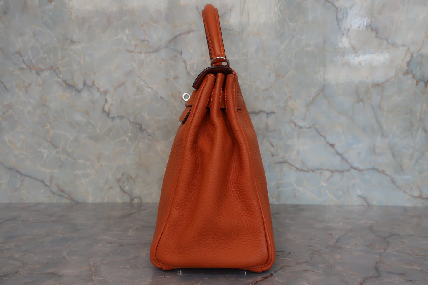 Hermès Kelly 28 Retourné Togo Orange Hardware Palladio 2004 - Etoilux