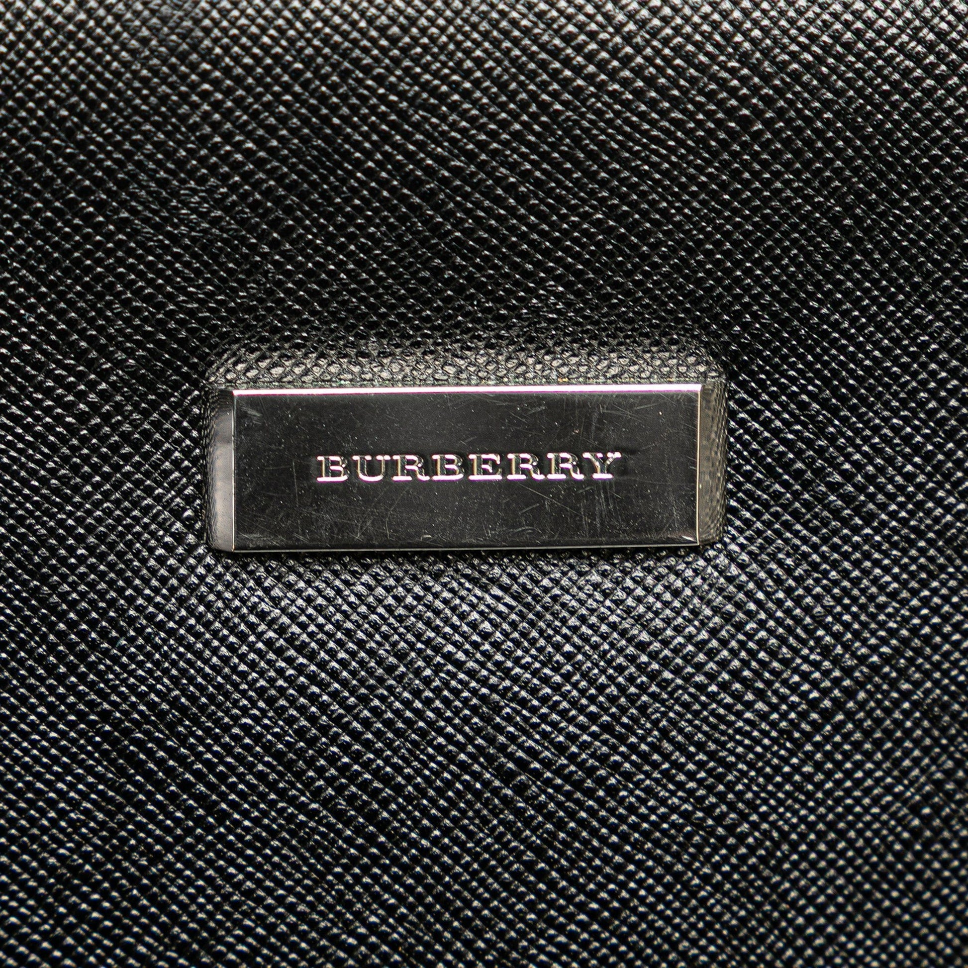 Burberry – Pochette in Pelle Nera con Cinturino - Etoilux